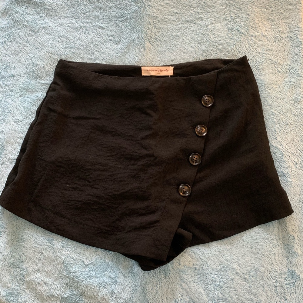 American Threads Black Skort